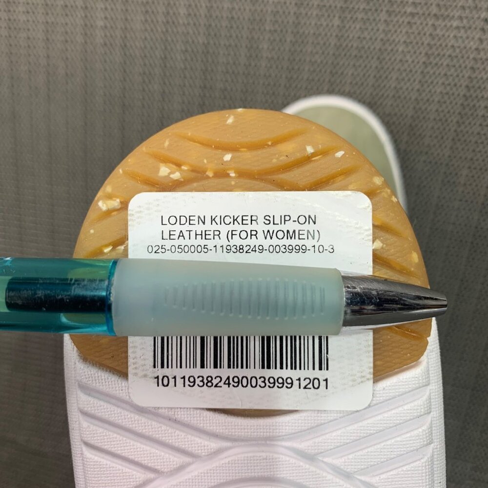 BOGS Women's Size 7 Kicker Slip on Leather Shoe Sneaker casual shoes - Picture 6 of 9